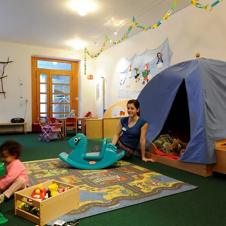 酒店 斯维泽霍夫伦策海德酒店