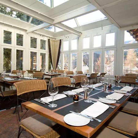 Schweizerhof Szálloda 4*