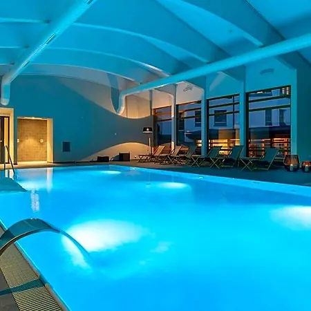 Hotel Schweizerhof 4*