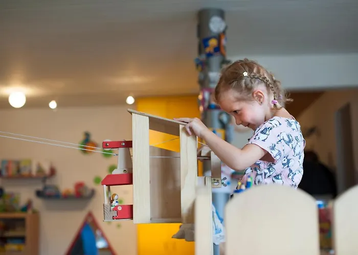 Otel Schweizerhof 4*