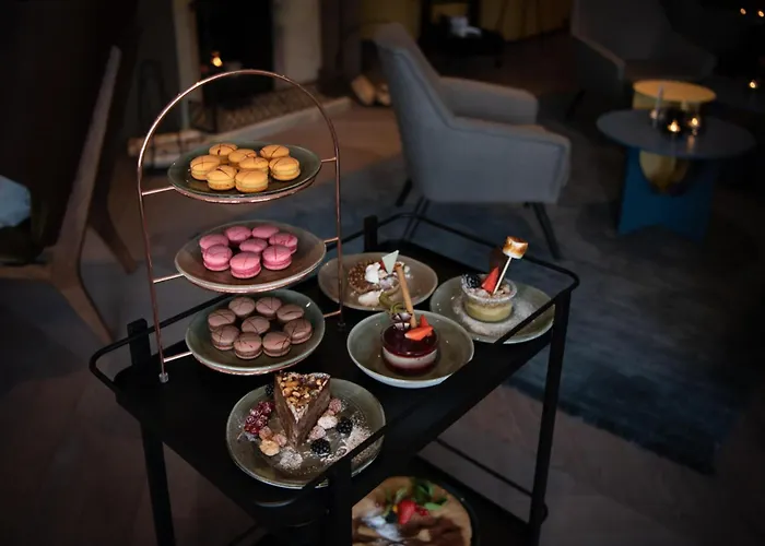 Otel Schweizerhof 4*